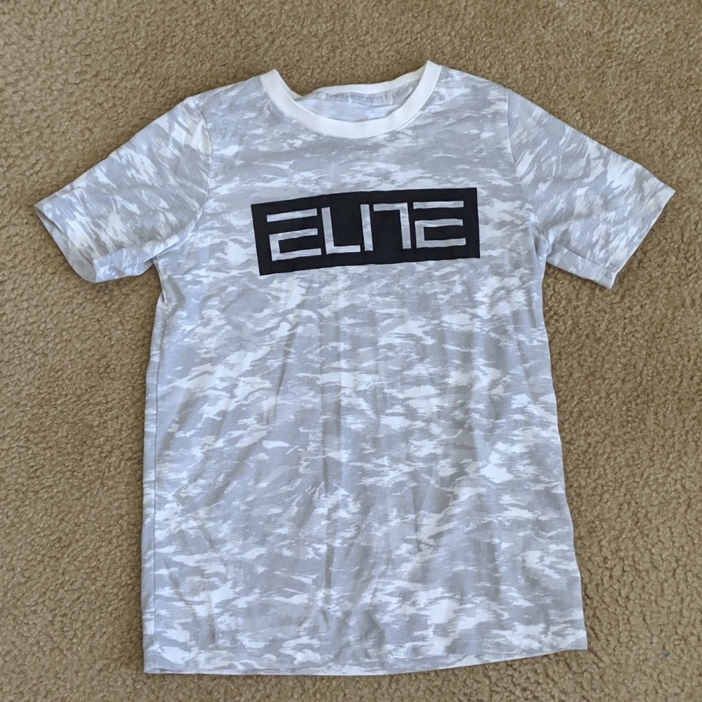 Nike Elite boys dri fit tee EUC